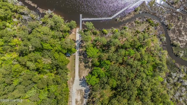 225 Gus Horne Road, Holly Ridge, NC 28445