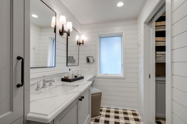 7998 Ithaca Lane N, Maple Grove, MN 55311