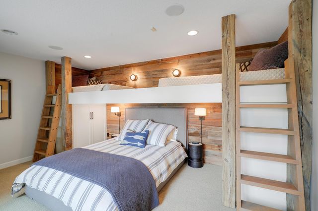 7998 Ithaca Lane N, Maple Grove, MN 55311