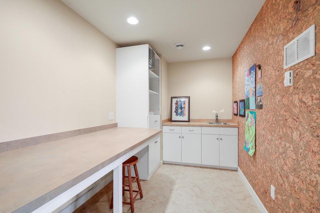 7998 Ithaca Lane N, Maple Grove, MN 55311