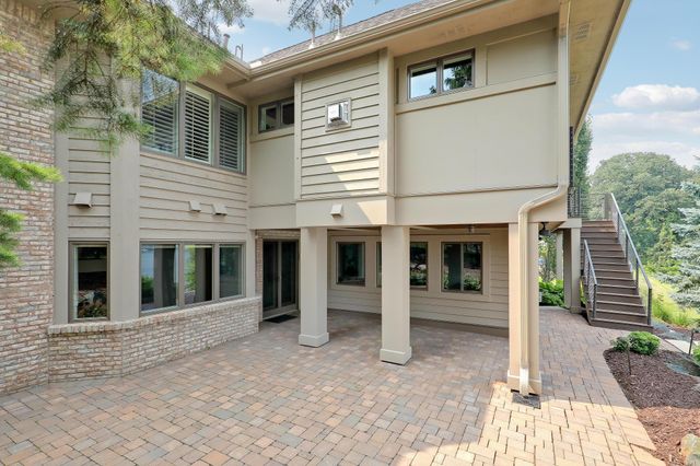 7998 Ithaca Lane N, Maple Grove, MN 55311