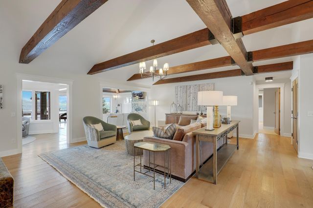 7998 Ithaca Lane N, Maple Grove, MN 55311