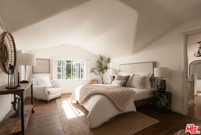 735 Via Hierba, Santa Barbara, CA 93110