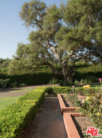 735 Via Hierba, Santa Barbara, CA 93110