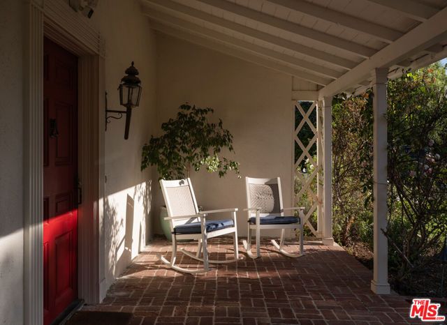 735 Via Hierba, Santa Barbara, CA 93110