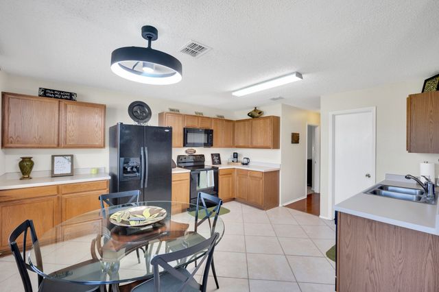 3900 Country Lane, Fort Worth, TX 76123