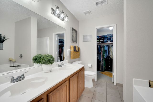 3900 Country Lane, Fort Worth, TX 76123