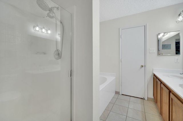 3900 Country Lane, Fort Worth, TX 76123