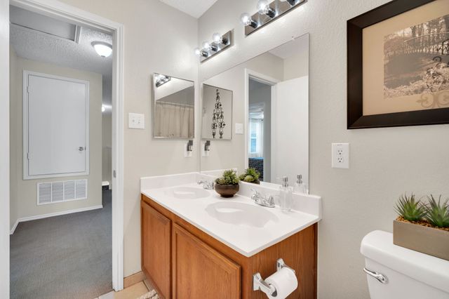 3900 Country Lane, Fort Worth, TX 76123
