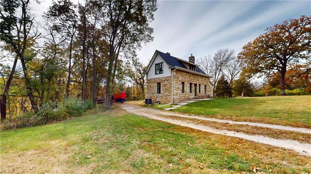 3101 E 91st Street, Kansas City, MO 64132