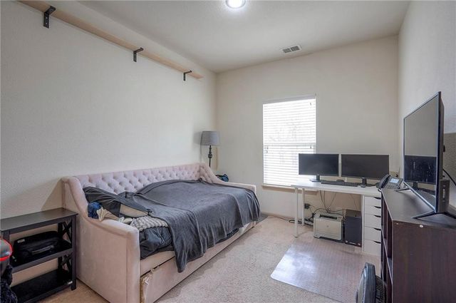 573 Woodson Lane, Gardner, KS 66030