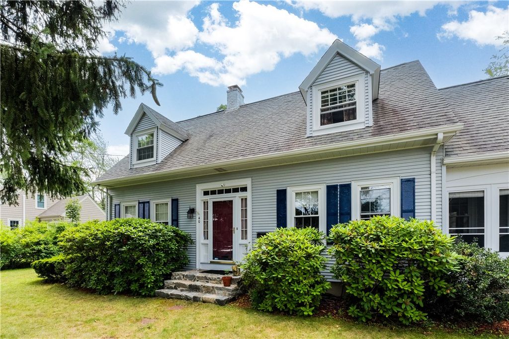 40 Grandview Avenue, Lincoln, RI 02865