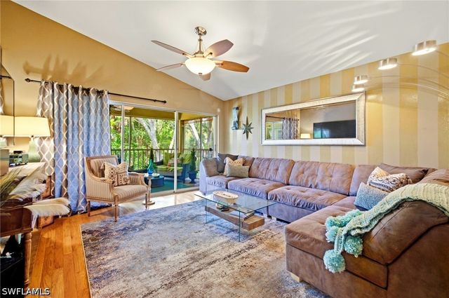 3795 Fieldstone BLVD 106, Naples, FL 34109