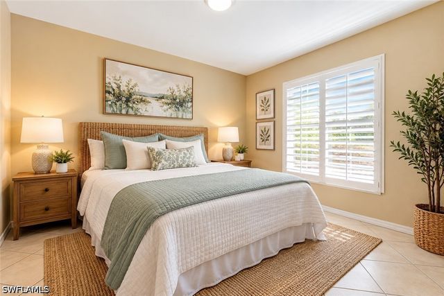 3795 Fieldstone BLVD 106, Naples, FL 34109