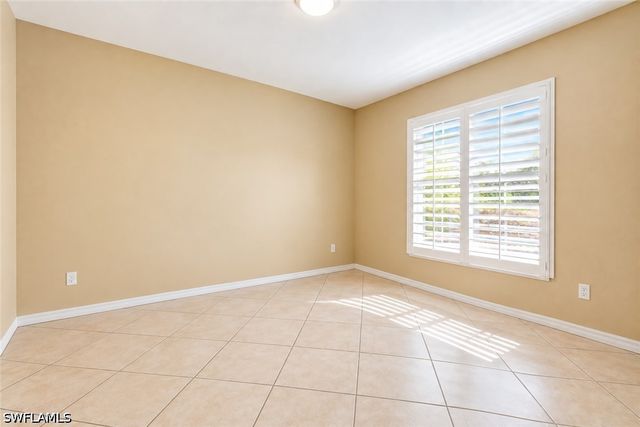 3795 Fieldstone BLVD 106, Naples, FL 34109