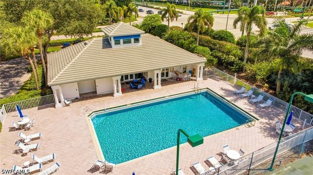 3795 Fieldstone BLVD 106, Naples, FL 34109