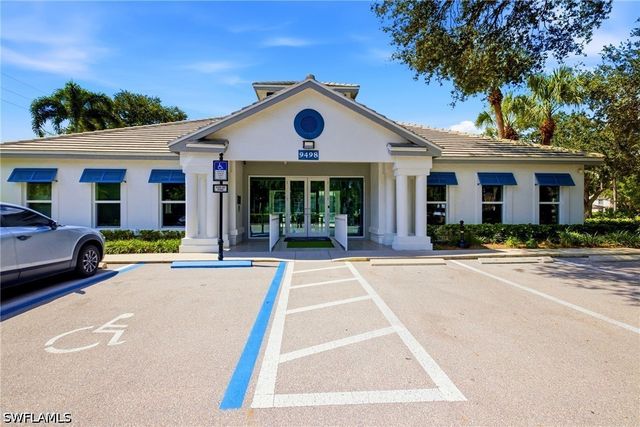 3795 Fieldstone BLVD 106, Naples, FL 34109