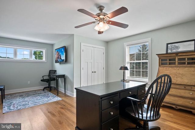 37 CRICKET SLOPE DR, Oley, PA 19547