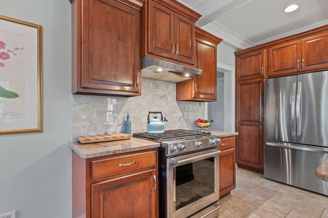 37 CRICKET SLOPE DR, Oley, PA 19547