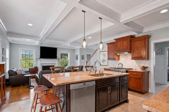 37 CRICKET SLOPE DR, Oley, PA 19547