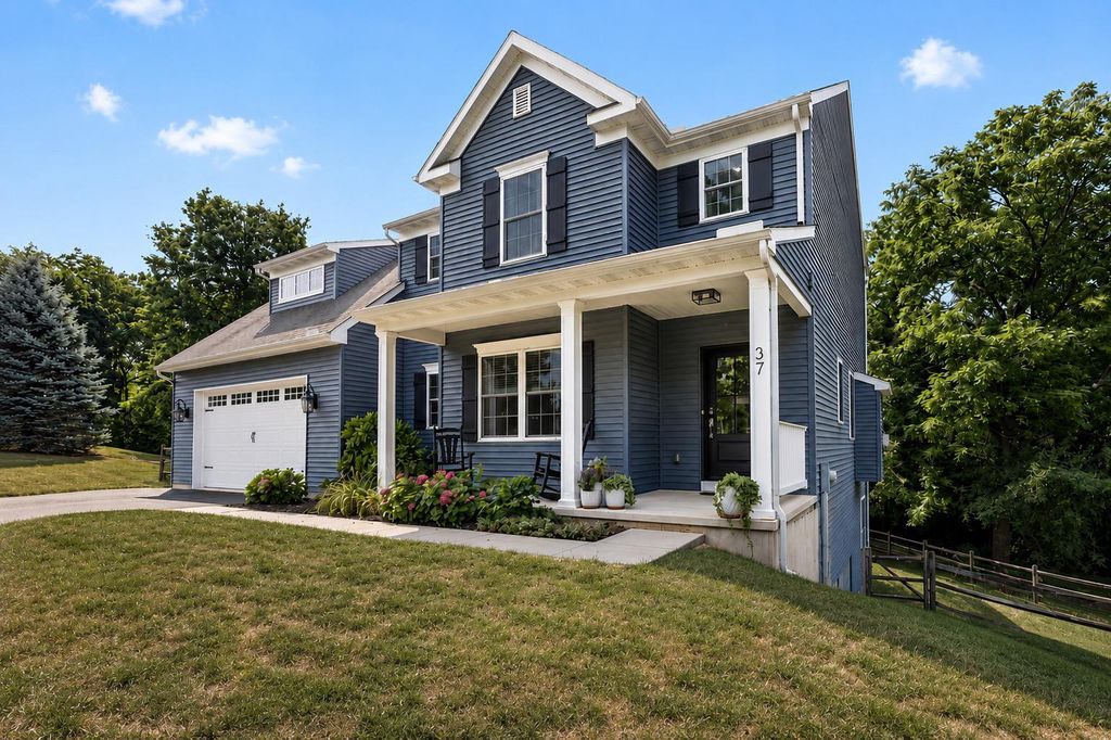 37 CRICKET SLOPE DR, Oley, PA 19547