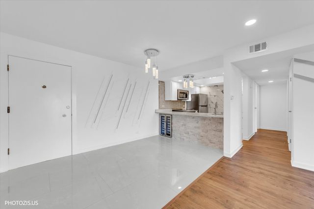 830 Elder Road b413, Homewood, IL 60430