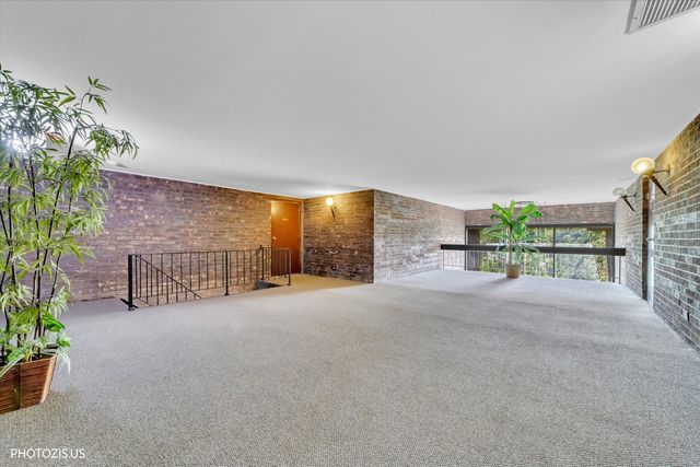 830 Elder Road b413, Homewood, IL 60430