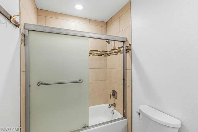 17308 Timber Oak LN, Fort Myers, FL 33908