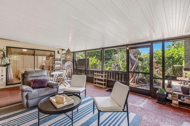 17308 Timber Oak LN, Fort Myers, FL 33908