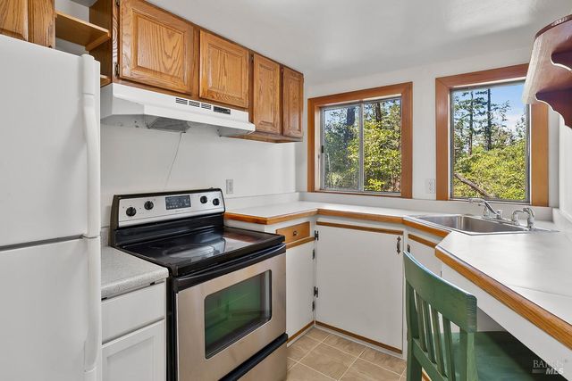 187 Conifer Way, Woodacre, CA 94973