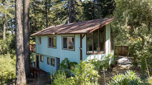 187 Conifer Way, Woodacre, CA 94973