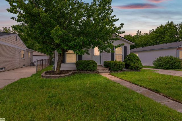 20171 Stafford Street, Clinton Twp, MI 48035