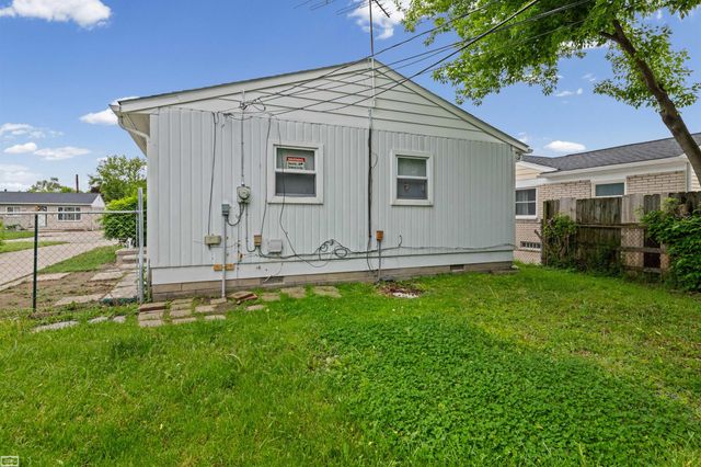20171 Stafford Street, Clinton Twp, MI 48035