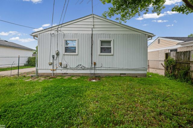 20171 Stafford Street, Clinton Twp, MI 48035