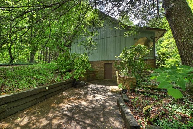 47 Harris Drive, Blue Ridge, GA 30513