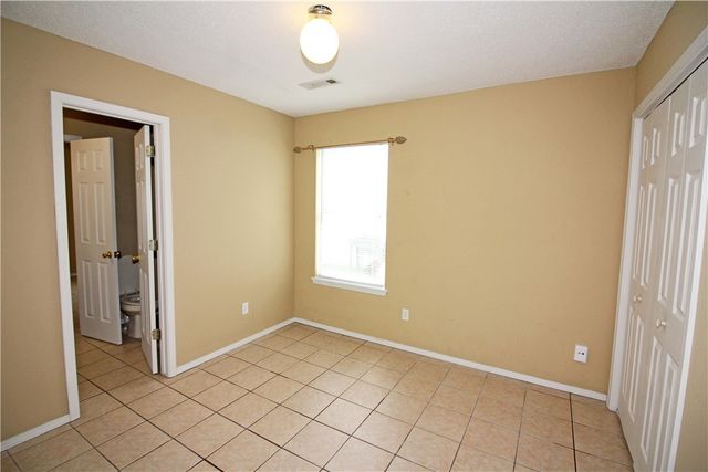 207 17th Street, Bentonville, AR 72712