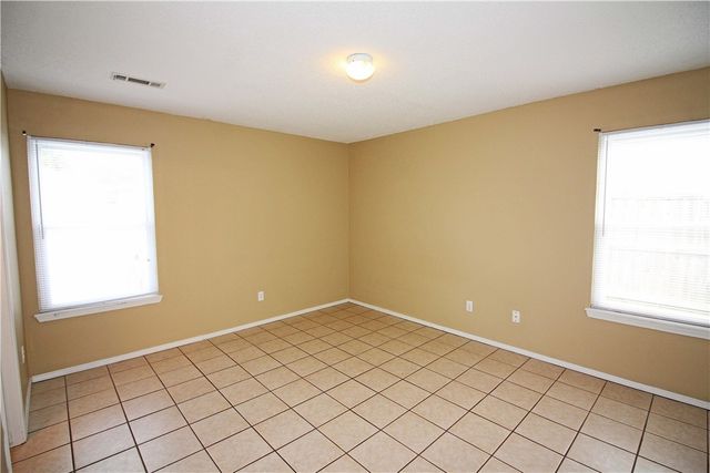 207 17th Street, Bentonville, AR 72712