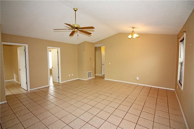 207 17th Street, Bentonville, AR 72712
