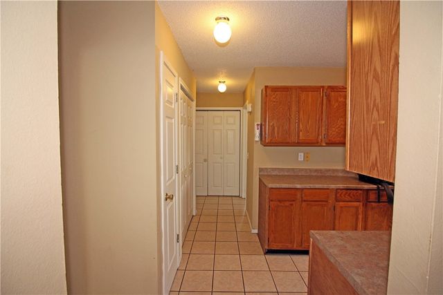 207 17th Street, Bentonville, AR 72712