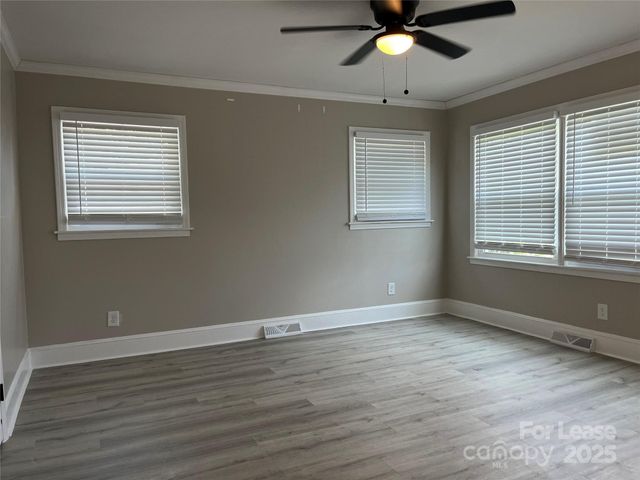 2730 Eastway Drive, Charlotte, NC 28205