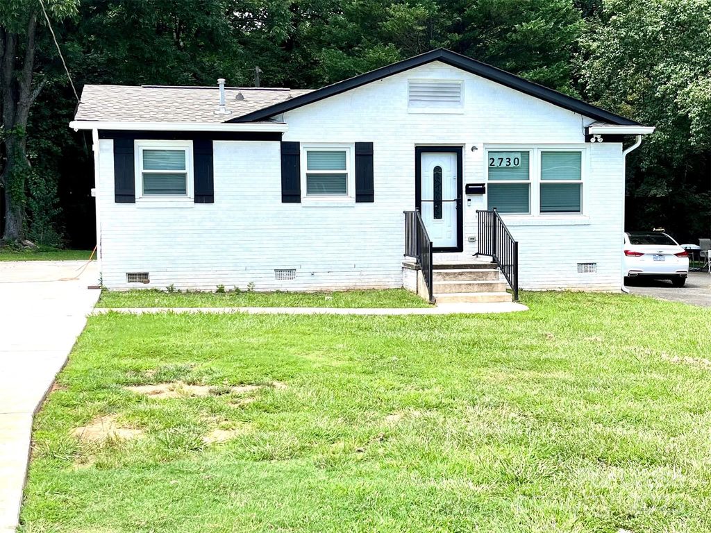 2730 Eastway Drive, Charlotte, NC 28205