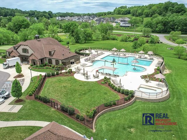 7208 Sky Meadow Dr, College Grove, TN 37046