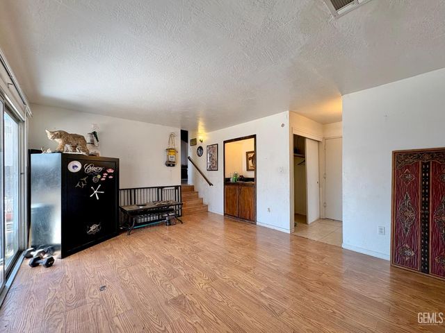 2808 Edmonton Street, Bakersfield, CA 93309