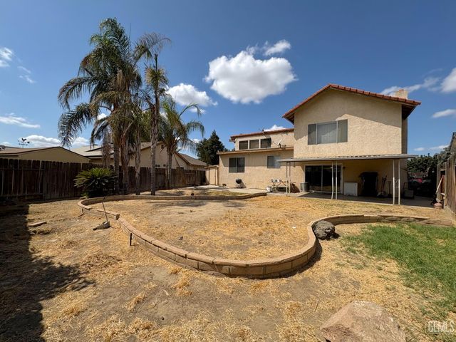 2808 Edmonton Street, Bakersfield, CA 93309