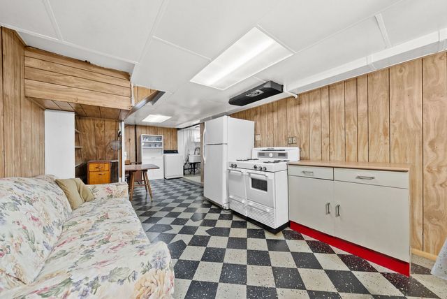 1208 Merrick Avenue, Brookline, PA 15226