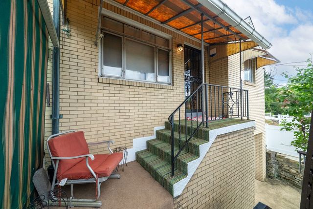 1208 Merrick Avenue, Brookline, PA 15226