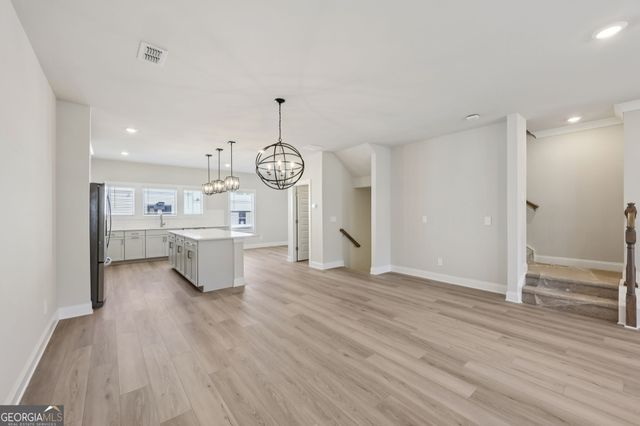 427 Elise Way, Lawrenceville, GA 30045