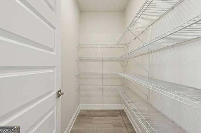 427 Elise Way, Lawrenceville, GA 30045
