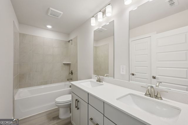 427 Elise Way, Lawrenceville, GA 30045