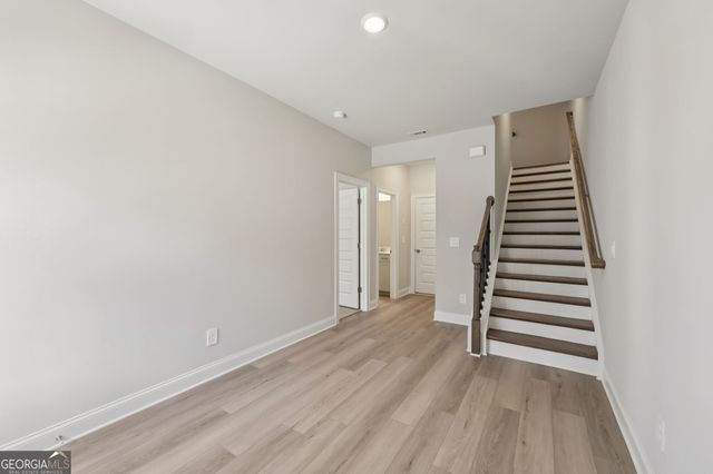 427 Elise Way, Lawrenceville, GA 30045